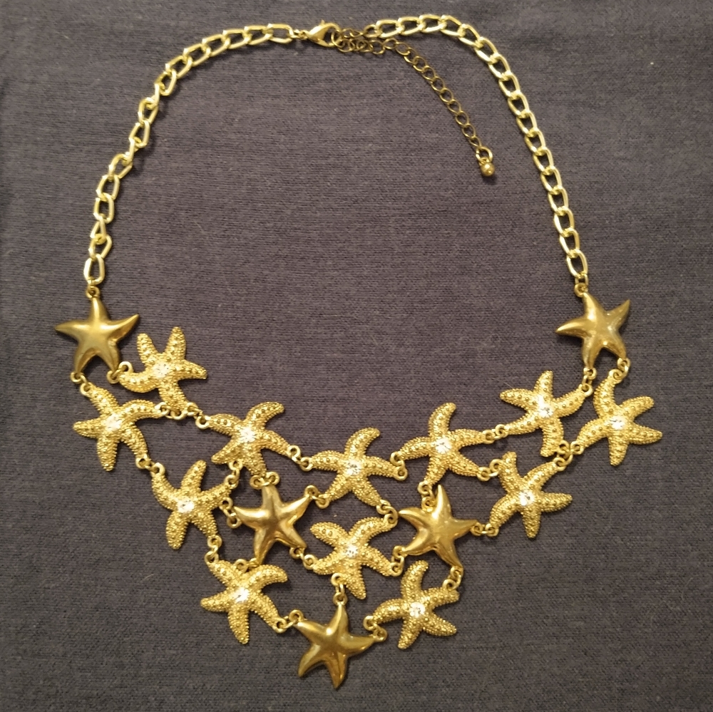 3 for💲25🌟gold-tone starfish choker necklace with rhinestones
